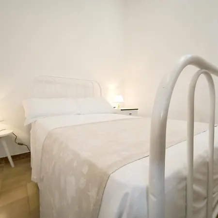 A Casa Della Mery Puglia On Line トッレ・サン・ジョヴァンニ・ウジェント